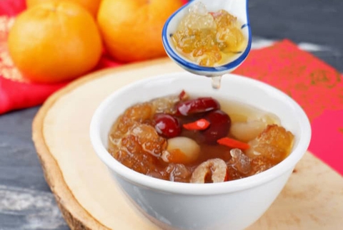 Sau 40 tuổi nên thêm yến sào chưng sẵn vào thói quen ăn uống hàng ngày để tăng cường thể lực cho cơ thể