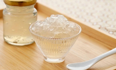 Vì sao giới trẻ chuộng yến sào chưng sẵn hũ mini 70ml?