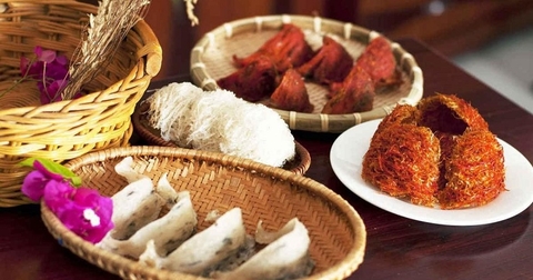 Yến huyết bổ hơn yến trắng – Khoa học nói gì về điều này?