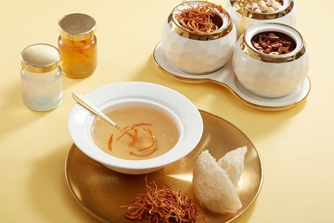 Yến sào chưng sẵn mix đông trùng – Sản phẩm bán chạy mùa cuối năm