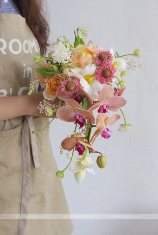 Hoa cưới Cascade: Olivia