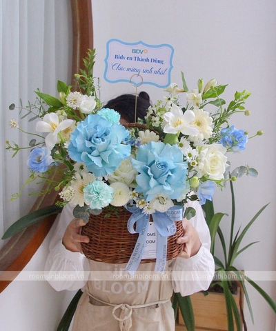 Giỏ hoa To the Blue Sky