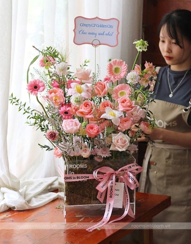 Garden Pot: JARDIN FLEURI DOUCE