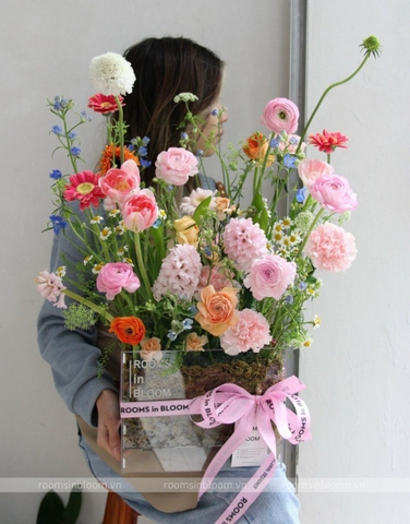 Garden Pot: WIND IN THE GARDEN