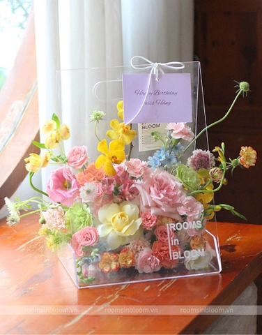 Handbag: PEPPER SPRING