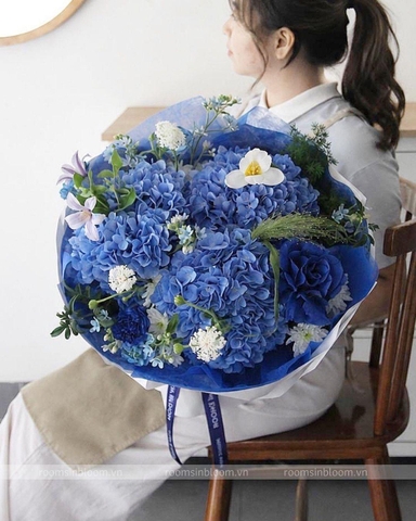 Bó hoa Blue Charlotte
