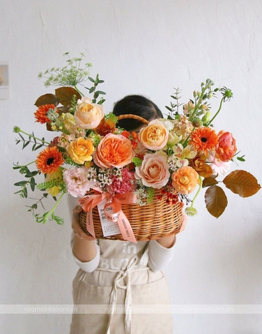 Giỏ hoa LUNA ROSA