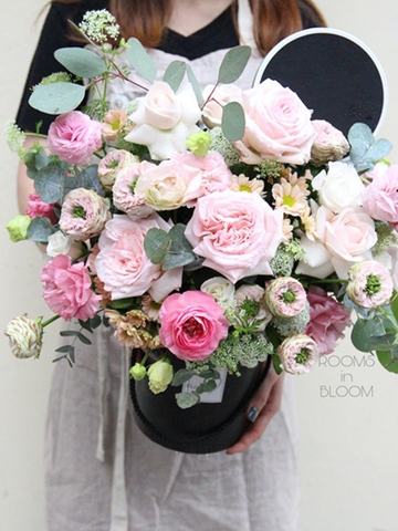 Hộp hoa tone hồng