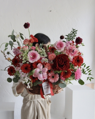 Giỏ hoa RUBY RED