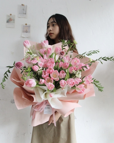 Bó hoa Tulip Rosario
