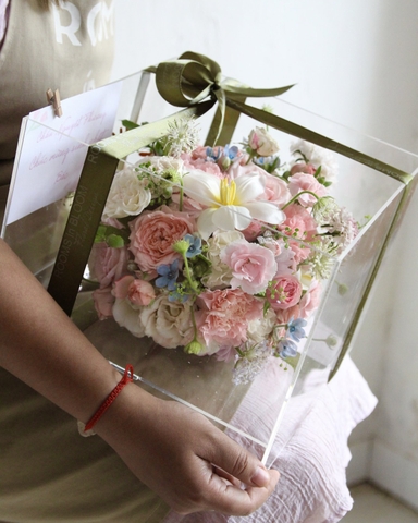 Hộp hoa bánh kem Cheerio