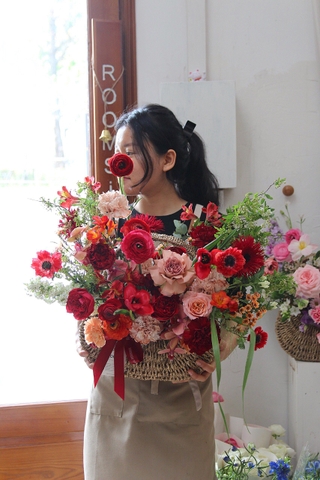 Giỏ hoa HIGH MAGIC