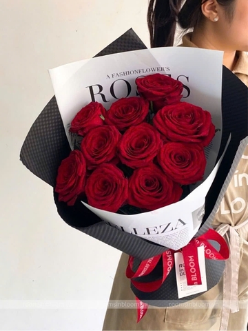 Alessia Red Roses