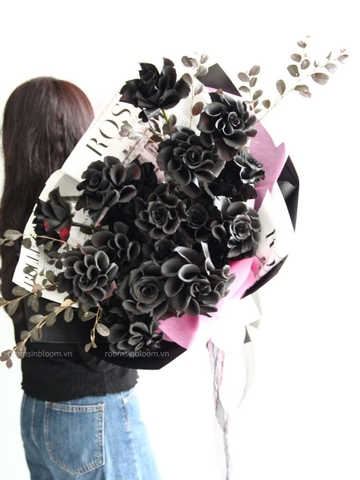 Isabella Black Roses ( 20 Black Roses )