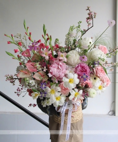 Alejandra Spring Box