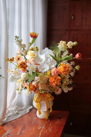 Bình hoa Evangeline Orange