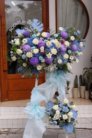 Kệ Hoa Chúc Mừng: Kệ Hai Tầng 09