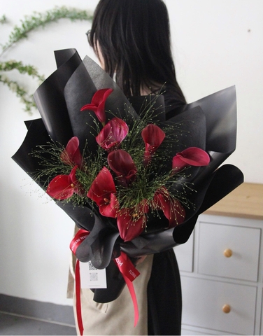 W-Clarissa Red Calla Lily