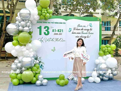 Trang trí phông họp lớp tại Hà Nội