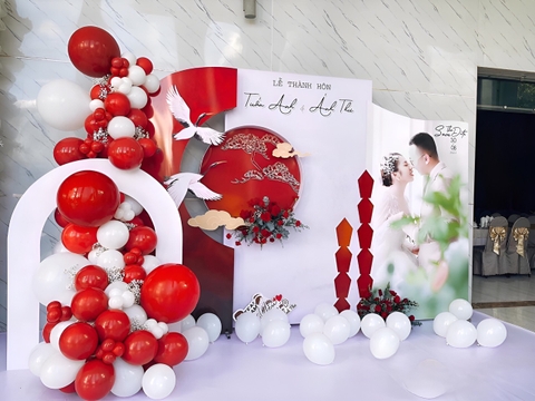 Backdrop đám cưới sang trọng