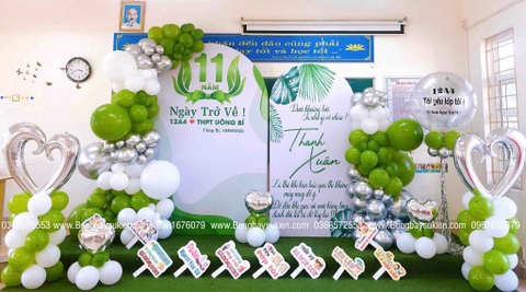 Backdrop họp lớp 11 năm ở Thanh Trì Hà Nội