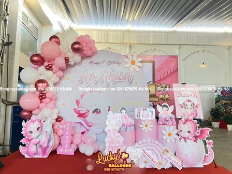 Backdrop sinh nhật bé gái 1 tuổi chủ đề rồng hồng