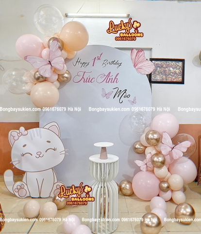 Backdrop sinh nhật bé gái tuổi mèo tại Hà Nội