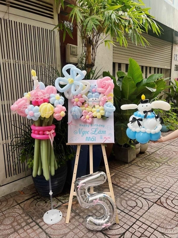 Bảng hoa bóng bay sinh nhật cho bé gái