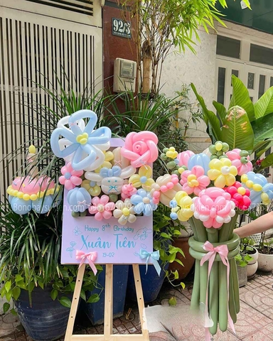 Bảng hoa bóng bay sinh nhật cho bé