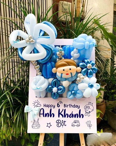Bảng hoa bóng bay tiệc thôi nôi bé trai đẹp