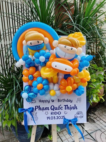 Bảng hoa bong bóng cho bé trai 1 tuổi