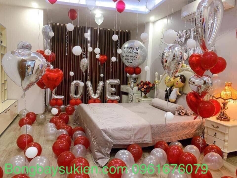 Bóng Bay Trang Trí Phòng Cưới Đẹp Tại Hà Đông