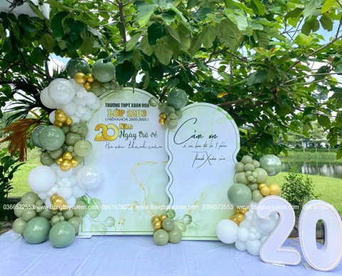 Dịch Vụ Thi Công Backdrop Họp Lớp Hà Nội 05