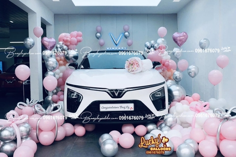 Dịch Vụ Trang Trí Bàn Giao Xe Ô Tô VinFast