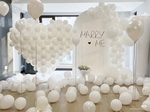 Dịch Vụ Trang Trí Bóng Bay Cầu Hôn Lãng Mạn