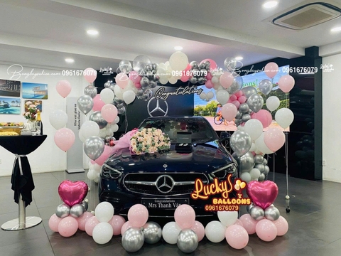 Dịch vụ trang trí lễ bàn giao xe ô tô bằng bóng bay uy tín Cầu Giấy