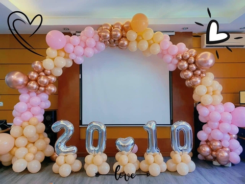 Gợi ý trang trí backdrop 20 tháng 10 tại văn phòng