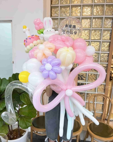 Lẵng Hoa Bóng Bay Nghệ Thuật Tại Tây Hồ