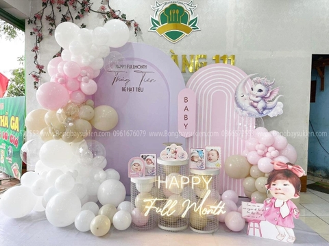 Mẫu trang trí thôi nôi bé gái tuổi Rồng