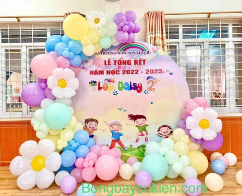 Mẫu Trang Trí Tổng Kết Năm Học tại Hà Đông