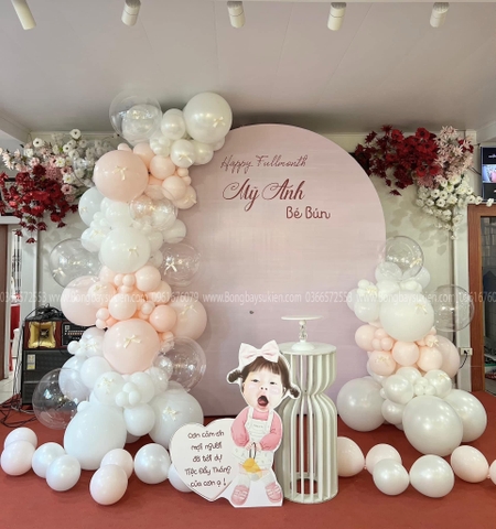 Trang trí sinh nhật 1 tuổi cho bé gái tuổi Rồng