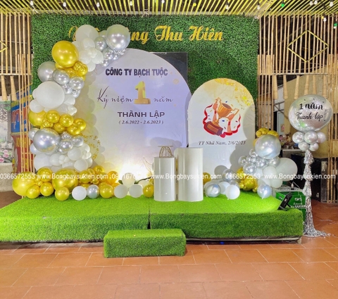 Dịch Vụ Tổ Chức Và Trang Trí Sinh Nhật Công Ty Tại Hà Nội