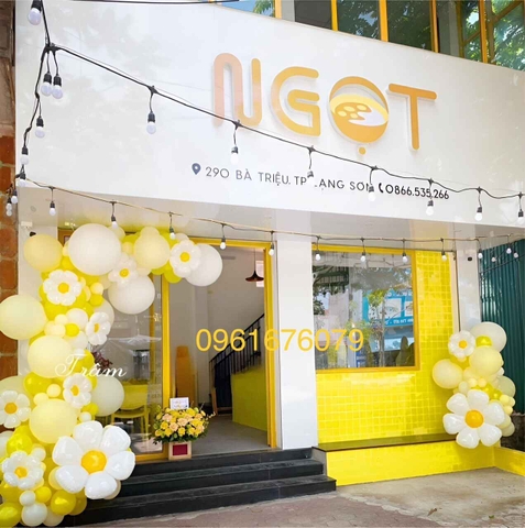 Trang trí cổng bóng khai trương