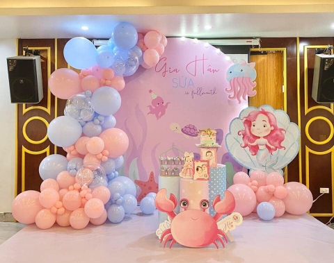 Trang Trí Đầy Tháng Bé Gái Tại Nhà