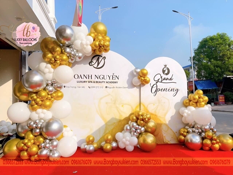 Trang trí khai trương cửa hàng giá rẻ tại Hà Nội