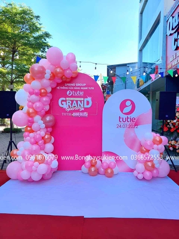 Trang Trí Khai Trương Cửa Hàng Mẹ Và Bé 09