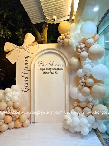 Trang Trí Khai Trương Cửa Hàng Quần Áo 06