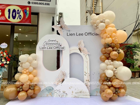 Trang Trí Khai Trương Cửa Hàng Quần Áo Đẹp