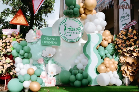 Trang trí khai trương cửa hàng thời trang nữ