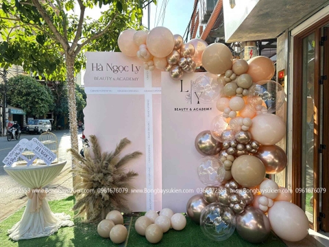 Trang Trí Khai Trương Học Viện Làm Đẹp Spa